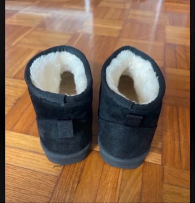 Botita pelo niña negra