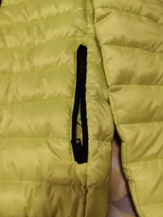 Plumas Bershka amarillo flúor Talla L