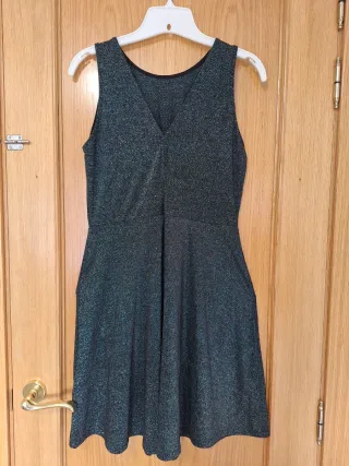 Vestido de fiesta negro y verde