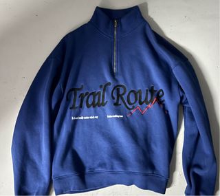 Sudadera Zara cuello azul