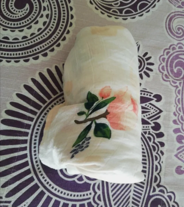 Muselina 120x120cm Flores