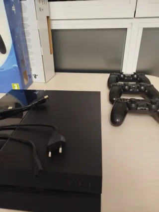 PS4 (PlayStation 4) Negra