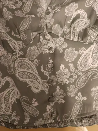 Camisa estampada Stradivarius talla s.