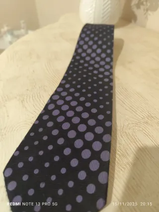 Cravatta St. Michael nuova Made in Britain