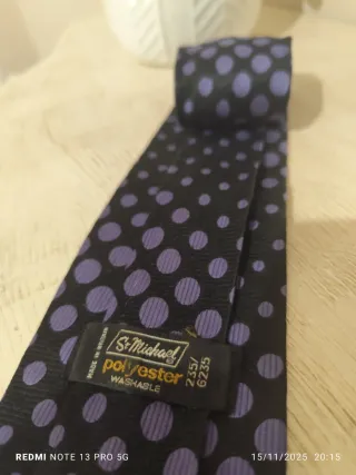 Cravatta St. Michael nuova Made in Britain