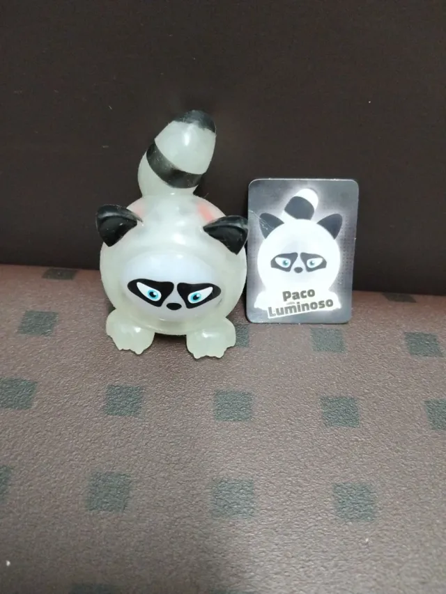 Figura Freak Marbel Super Paco Luminoso