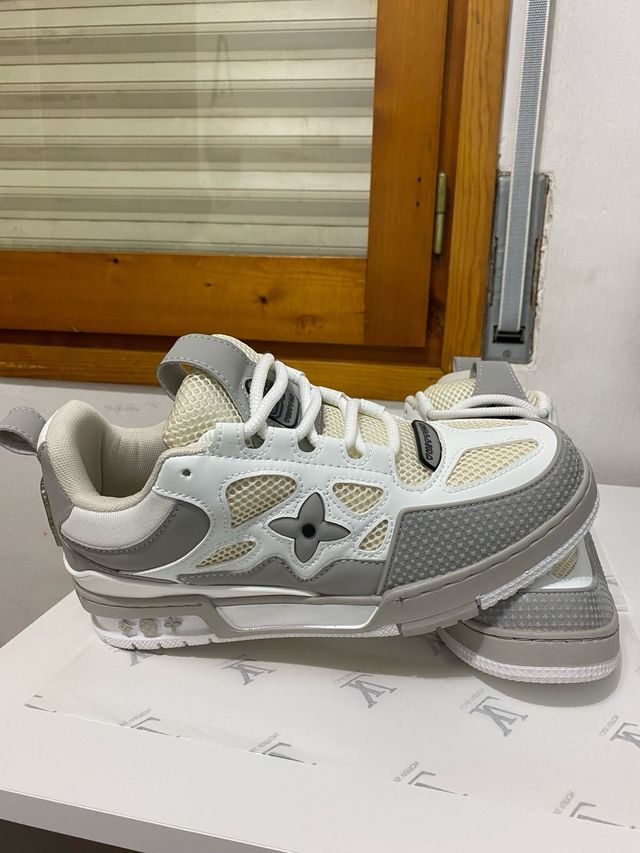 Louis Vuitton LV Trainer Grigio Bianco