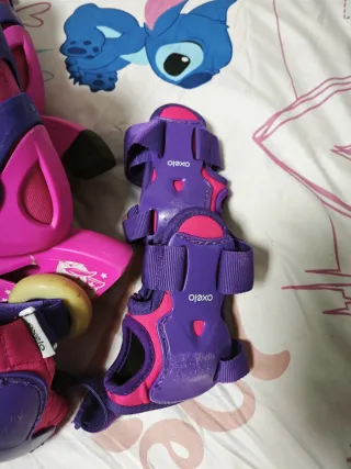 Patines y protecciones niña rosa/morado