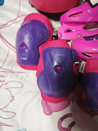 Patines y protecciones niña rosa/morado