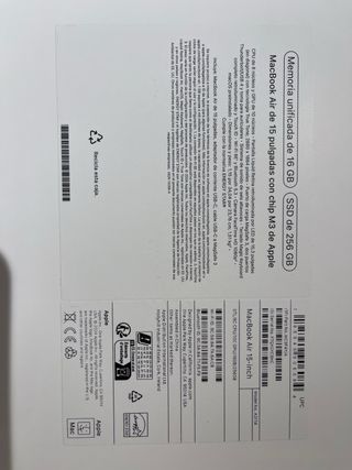 MacBook Air 15 16GB RAM 256GB SSD Plata