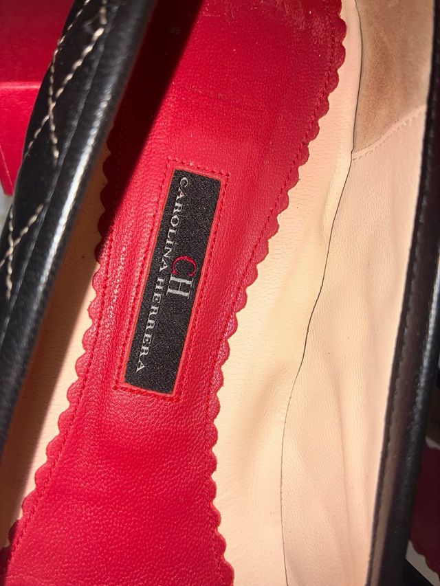 Manoletinas Carolina Herrera Negras un solo uso