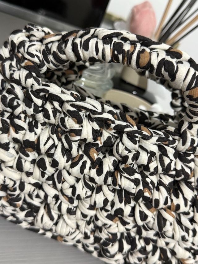 Borsa uncinetto lycra leopardata