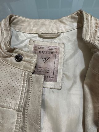 Cazadora Guess Vintage Beige