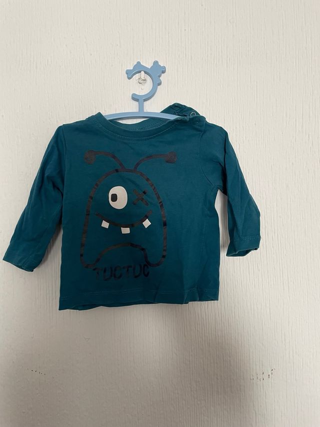 Camiseta azul con dibujo monstruo 1 año