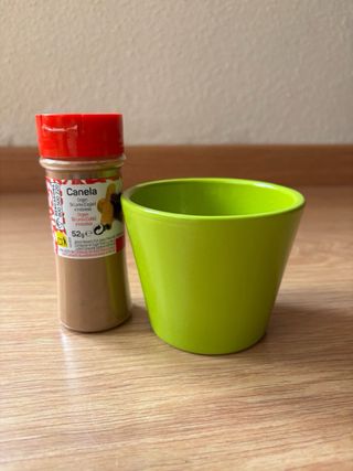 Maceteros de porcelana verde