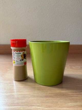 Maceteros de porcelana verde