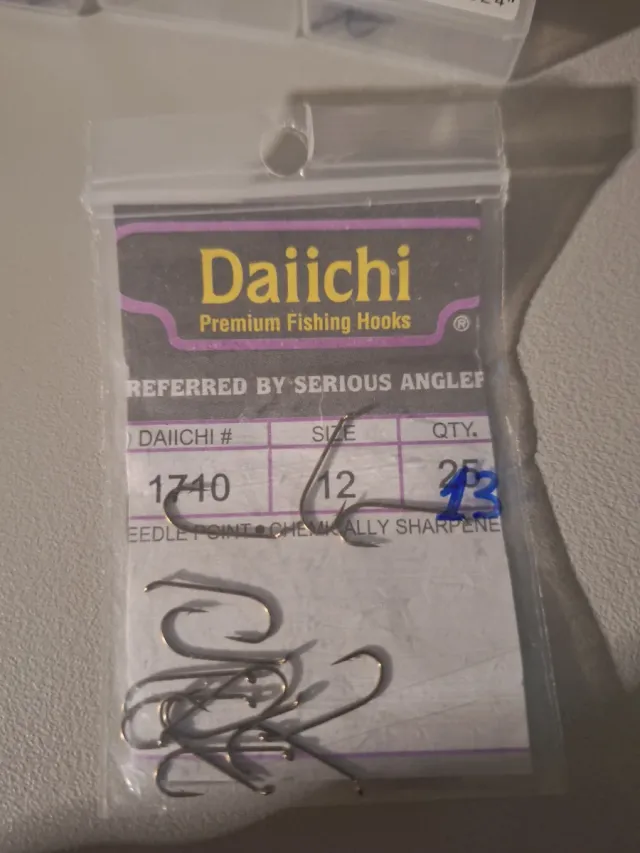 154 Anzuelos Pesca Tiemco, Hanak, Daiichi