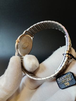 Reloj Seiko Quartz Oro y Plata