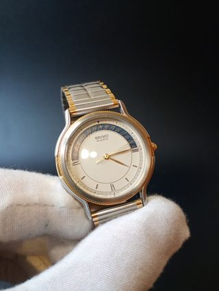 Reloj Seiko Quartz Oro y Plata