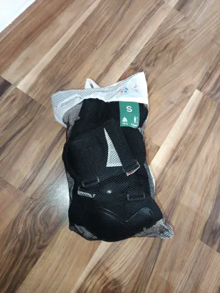 Protecciones skate niño.