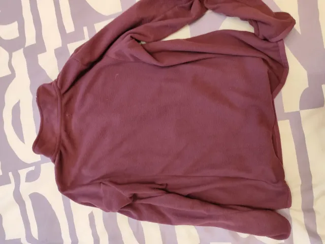 Forro polar granate 14 años