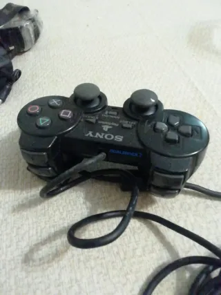 Mando PS2 Negro + Juegos