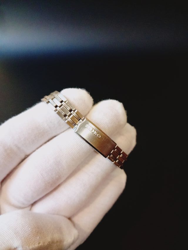 Reloj Seiko Automático Plata y Blanco