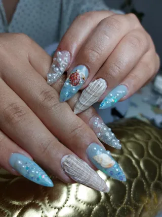 Manicurista en tu domicilio