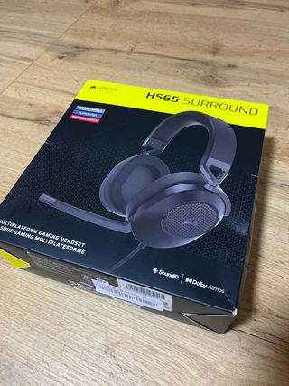 Auriculares Gaming Corsair HS65 Surround