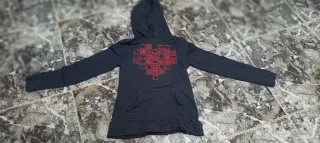 Sudadera con corazón I LOVE YOU. En bueb estado