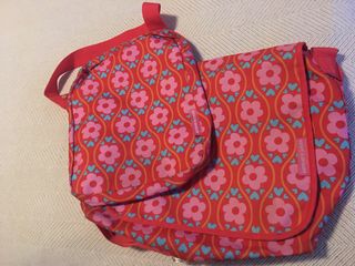 Conjunto bolso mochila mujer rosa y rojo