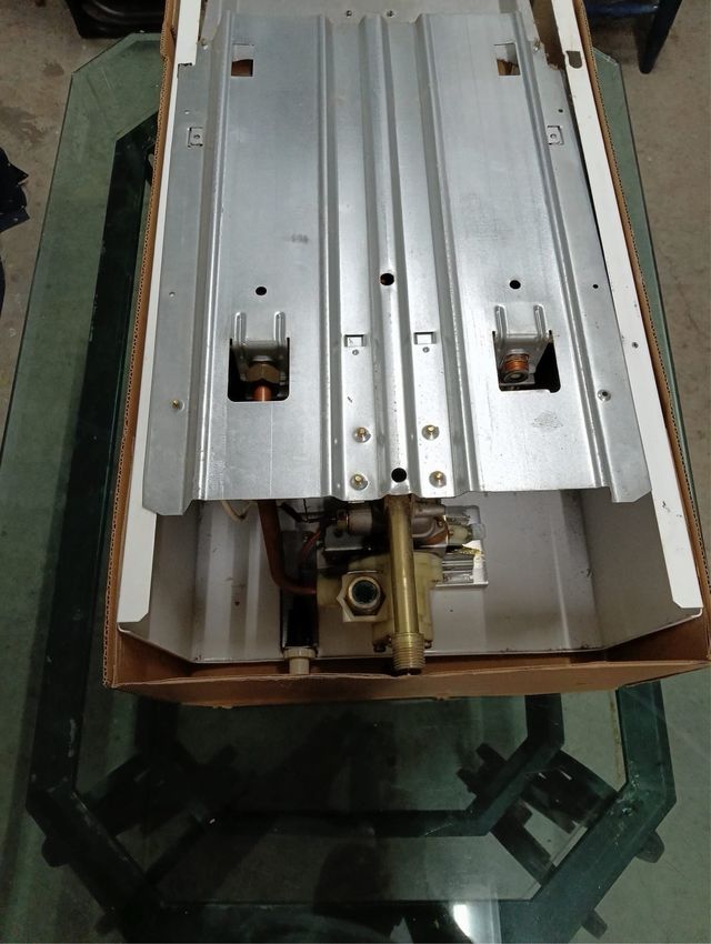 Calentador a gas Neckar blanco