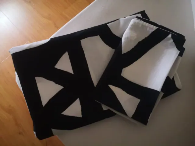 Funda Nórdica y Almohadón Diseño Geométrico.