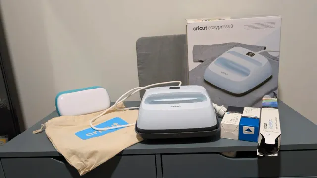Cricut Joy + EasyPress 3 + Materiales