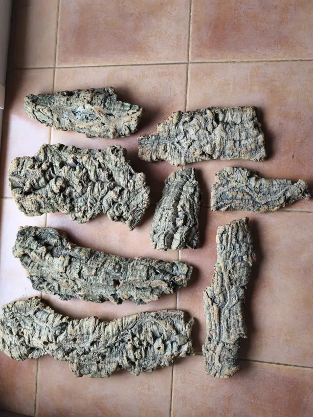 Piezas de Corcho Decorativo (Belen)