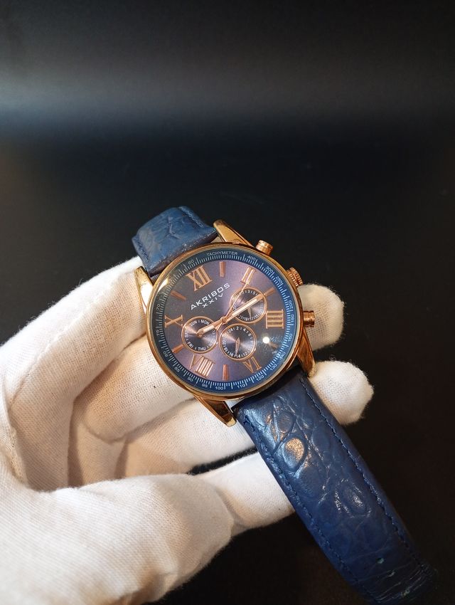 Reloj Akribos XXIV Azul y Dorado