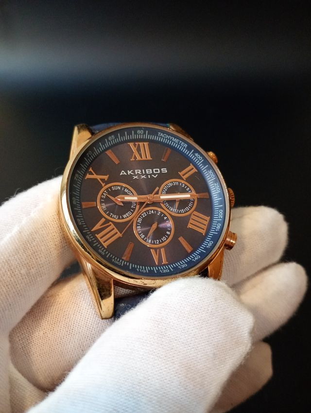 Reloj Akribos XXIV Azul y Dorado