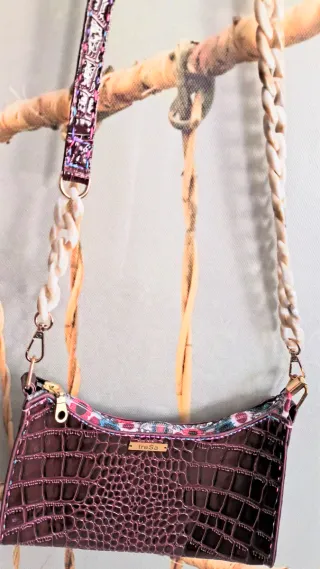 Bolso pequeño cuero efecto cocodrilo