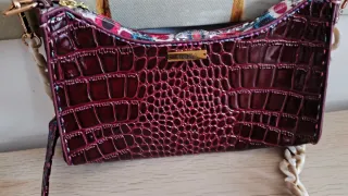 Bolso pequeño cuero efecto cocodrilo