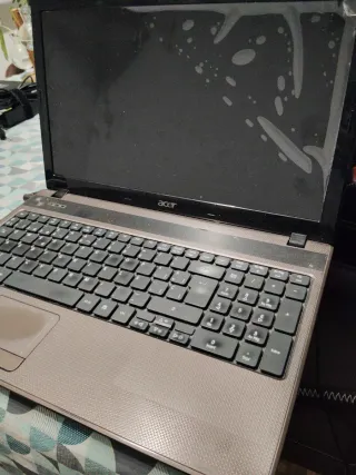 PORTÁTIL ACER 5742G