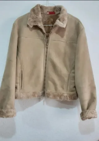 Chaqueton corto beige forrado