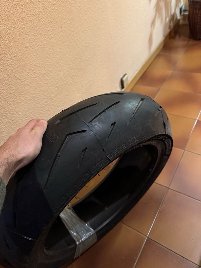 Neumático Pirelli Diablo Rosso Corsa II 180/55 17