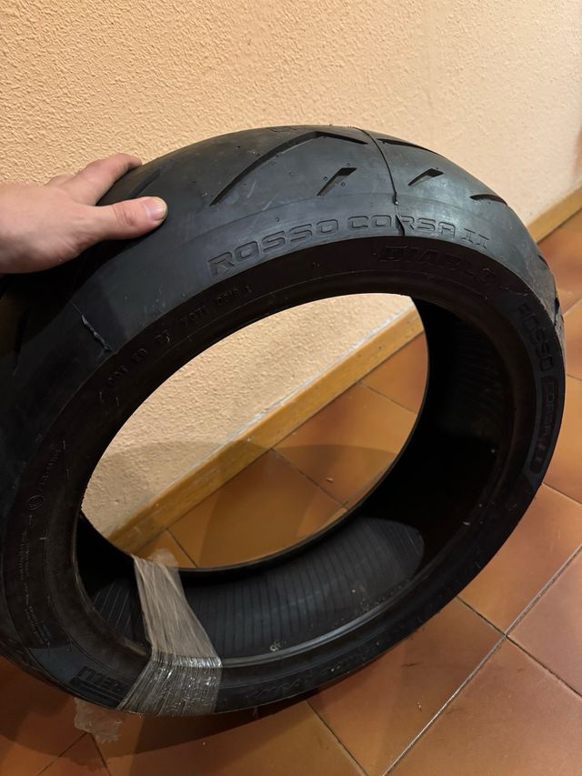 Neumático Pirelli Diablo Rosso Corsa II 180/55 17