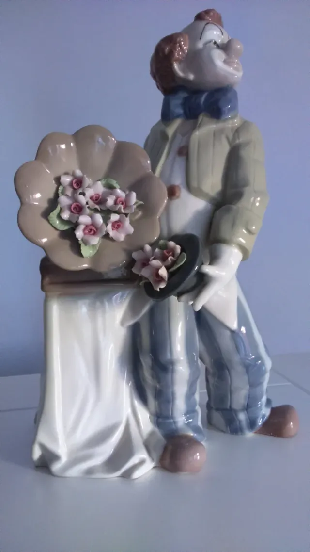 Antica figura di porcellana di Nadal