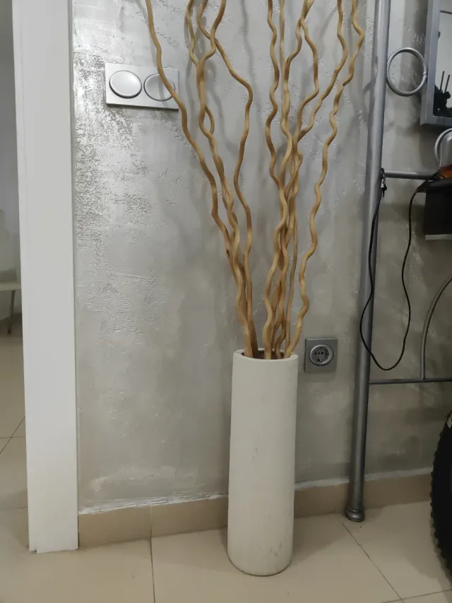 Jarrón Decorativo Piedra y Madera