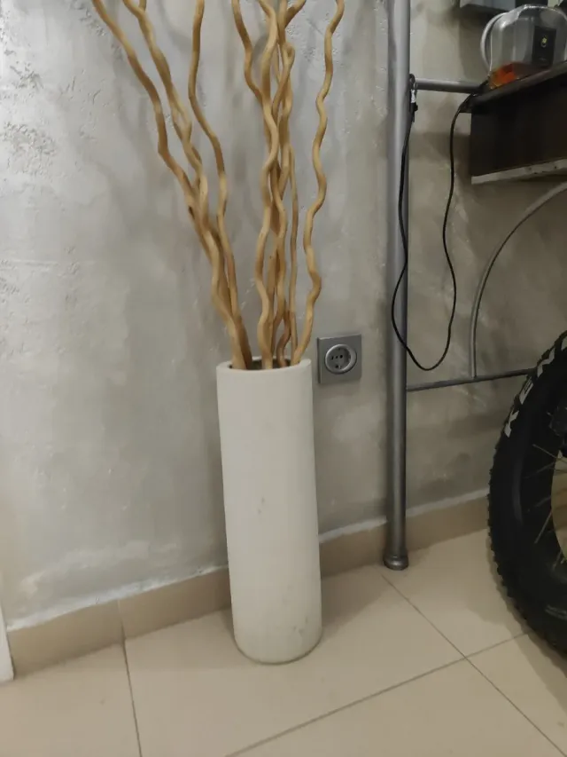 Jarrón Decorativo Piedra y Madera