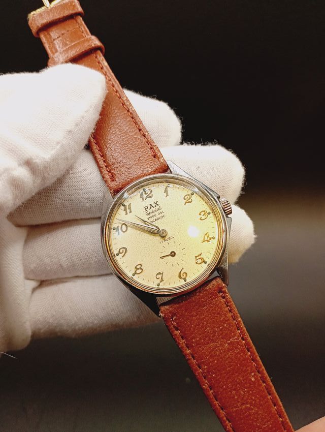 Reloj PAX Special Esfera Beige Correa Marrón