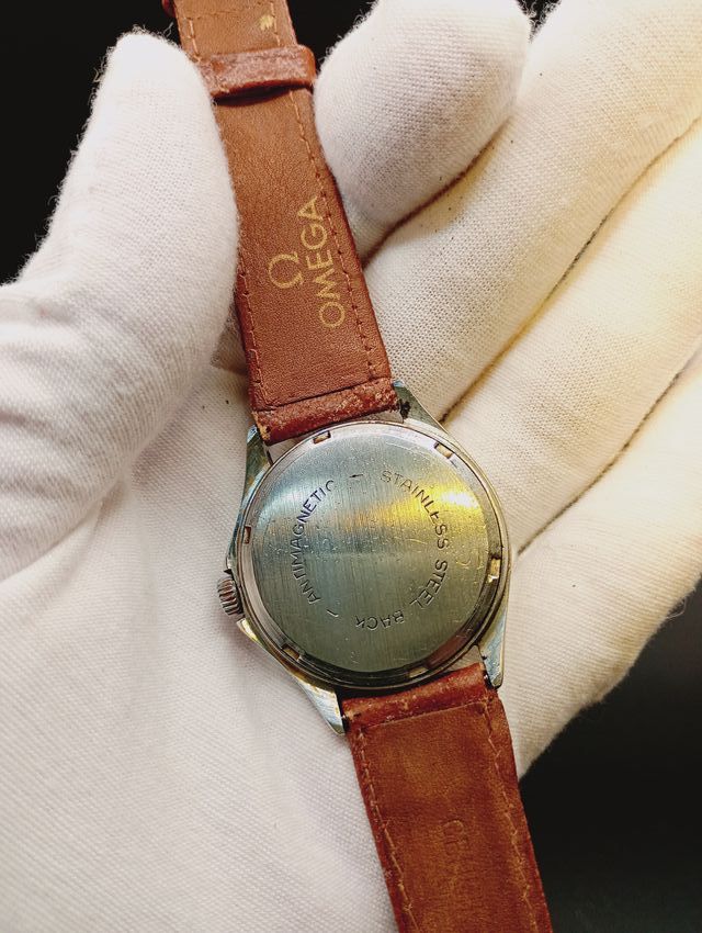 Reloj PAX Special Esfera Beige Correa Marrón