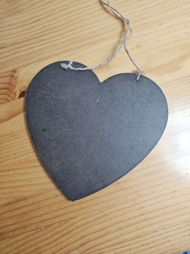 Cartel Corazón Aquí Viene la Novia