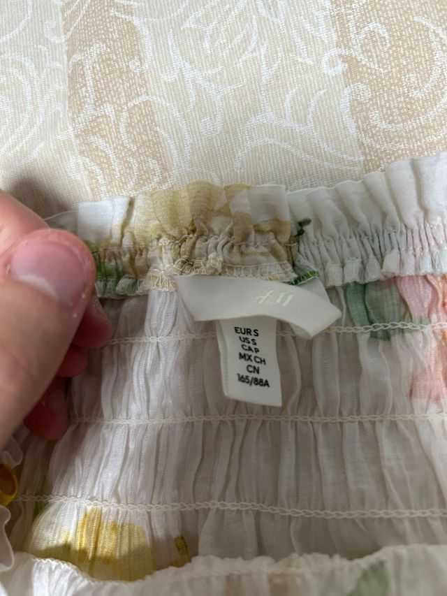 Blusa H&M floral talla S mujer